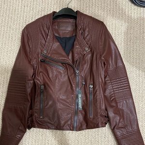 SEMI FITTED JACKET